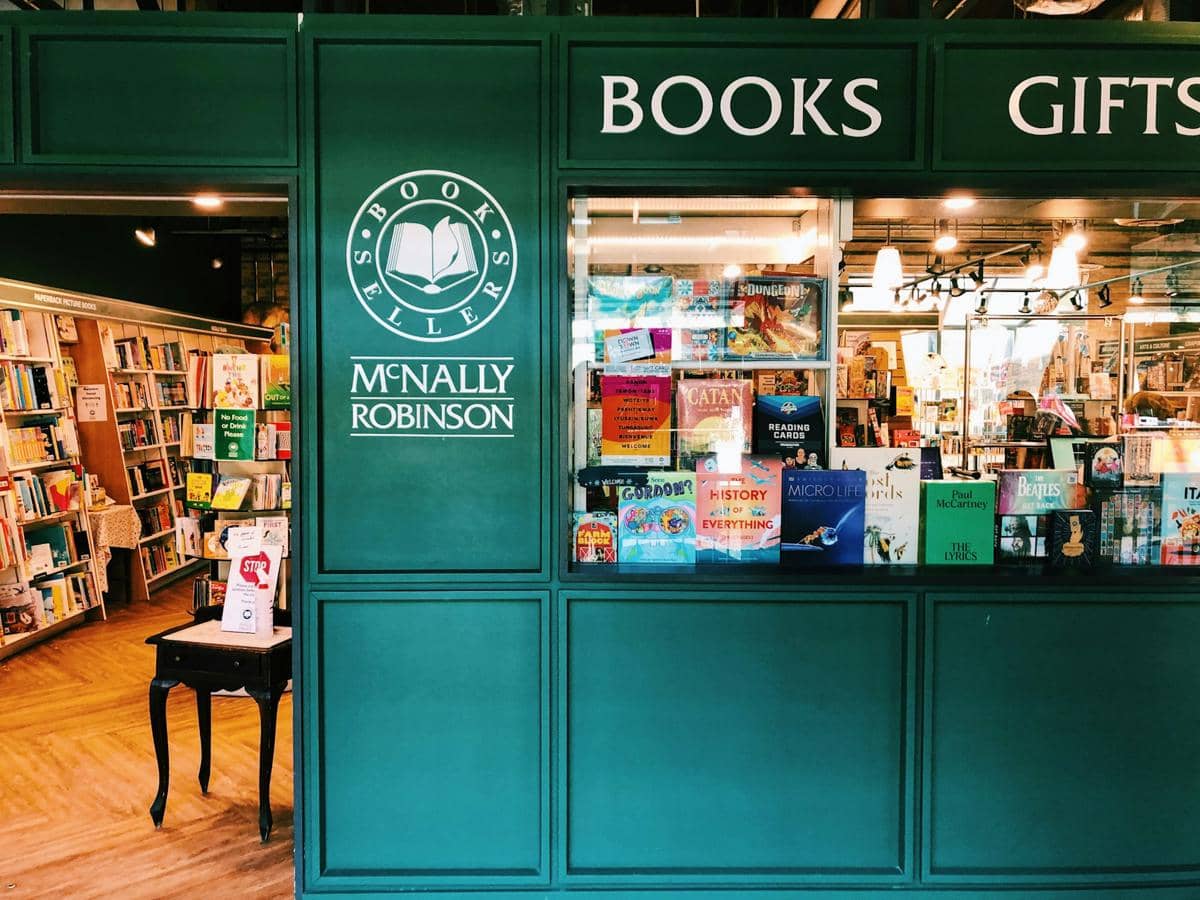 Ilustrasi toko buku independen