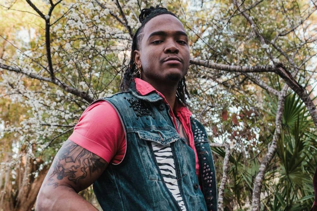 ilustrasi denim vest 