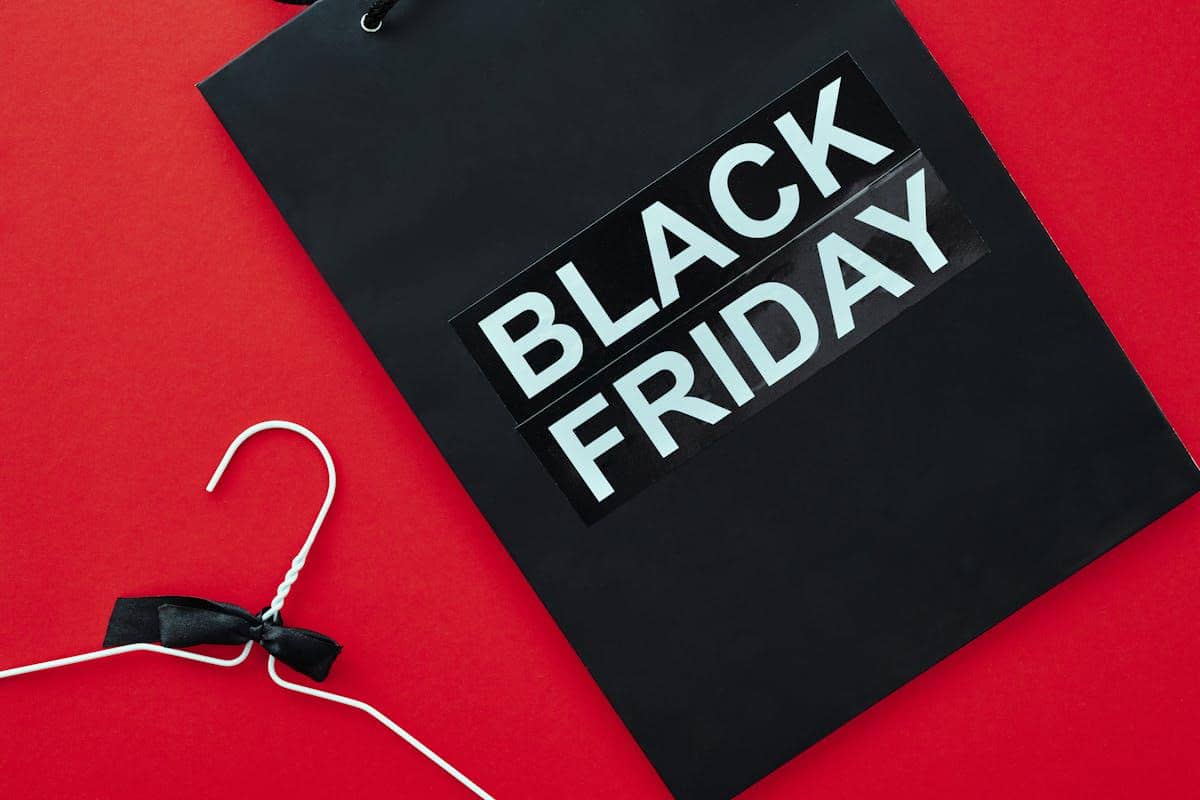 ilustrasi black friday