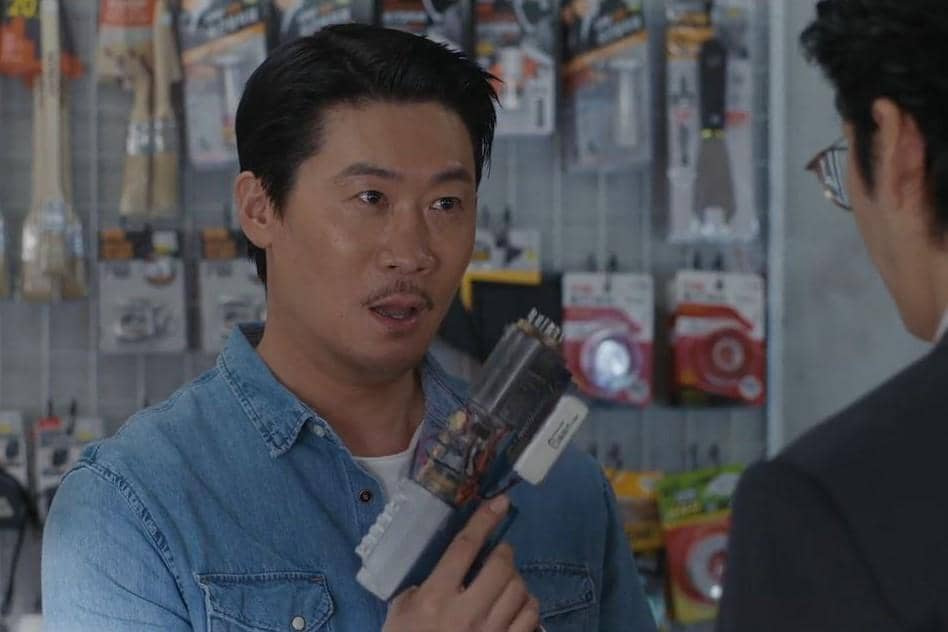 cuplikan drama Heroes Next Door