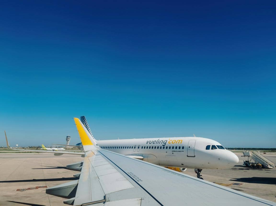 ilustrasi pesawat Vueling Airlines 