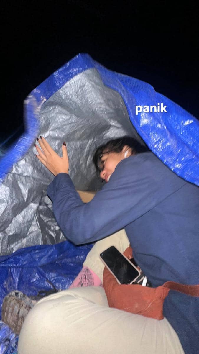 Sania Leonardo jadi sukarelawan bencana alam di Sumatra Utara.