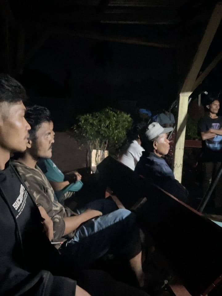 Sania Leonardo jadi sukarelawan bencana alam di Sumatra Utara.