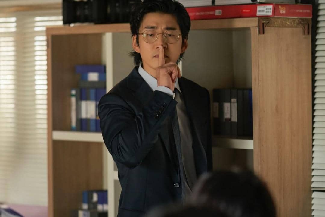 cuplikan drama Heroes Next Door