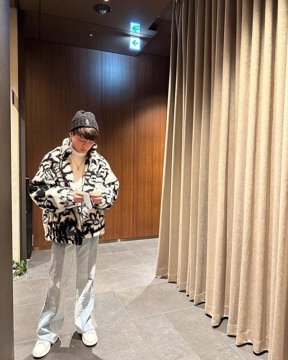 potret Krist Perawat