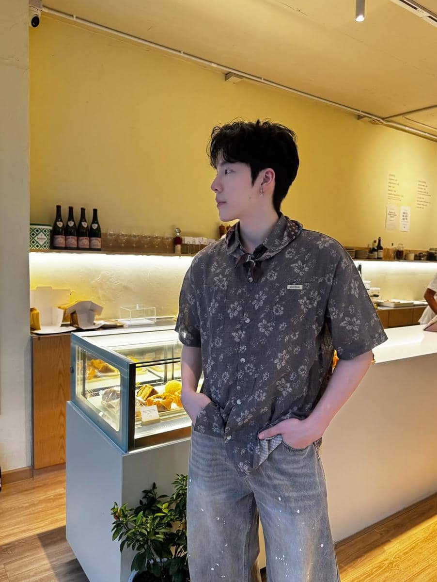 outfit Nokia Chinnawat