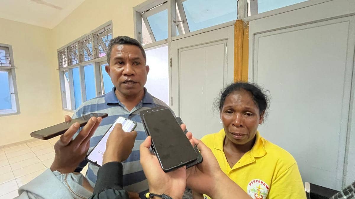 istri korban pembunuhan timika.jpeg