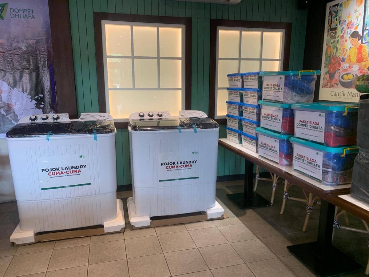 Berbagai bantuan Tim Dompet Dhuafa untuk bencana Sumatra (IDN Times/Doni Hermawan)