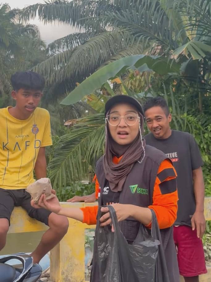 Chiki Fawzi Bantu Dapur Umum untuk Korban Banjir (instagram.com/chikifawzi)