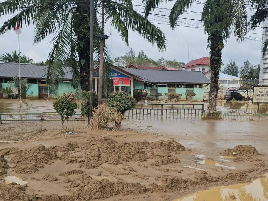 Kondisi Aceh Tamiang, Rabu (3/12/2025) usai dihantam banjir dan longsor (dok.warga untuk IDN Times)
