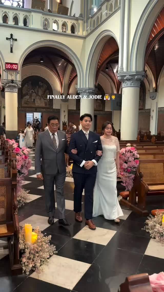 Brisia Jodie dan Jonathan Alden menikah