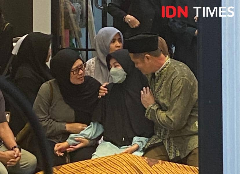potret suasana di rumah duka Epy Kusnandar, Rabu (3/12/2025) 