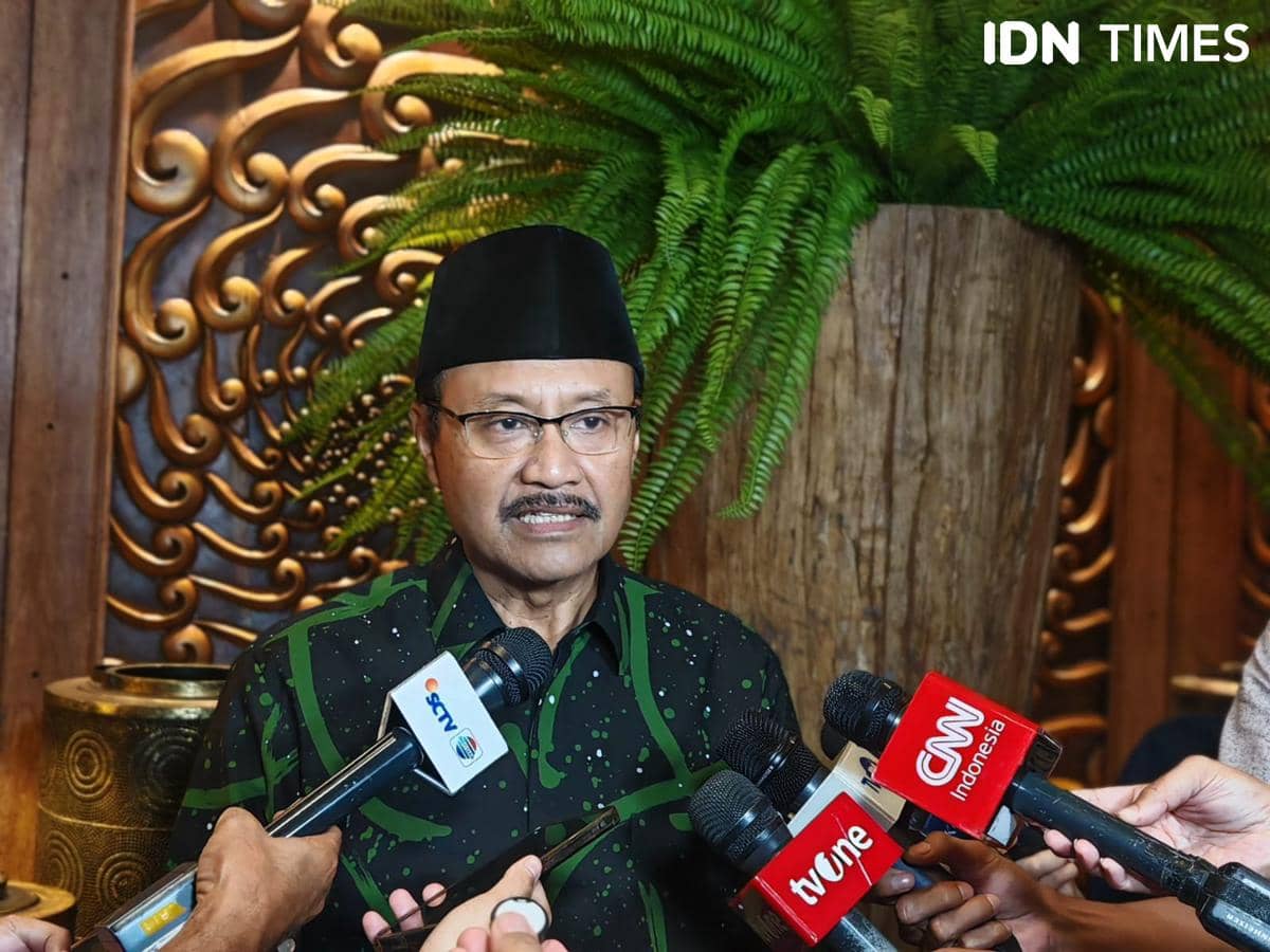 Menteri Sosial (Mensos), Saifullah Yusuf (IDN Times/Ilman Nafi'an)