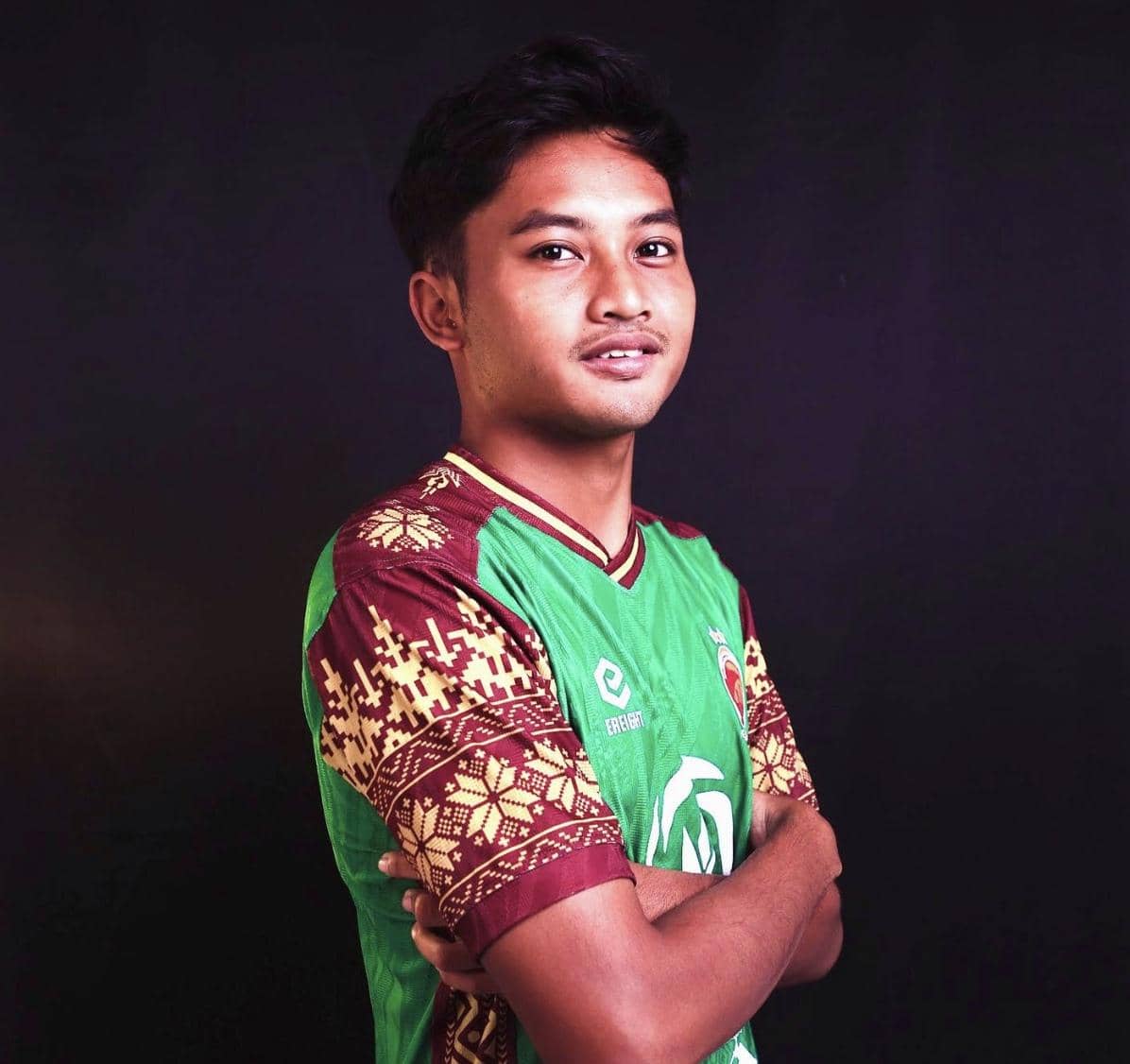 Winger SFC King Erick Cantona.