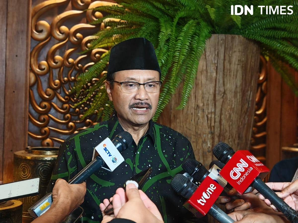 Menteri Sosial (Mensos), Saifullah Yusuf (IDN Times/Ilman Nafi'an)