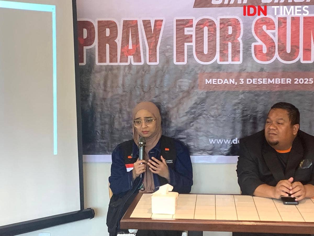 Chiki Fawzi turun bareng Dompet Dhuafa untuk bencana Sumatra (IDN Times/Doni Hermawan)