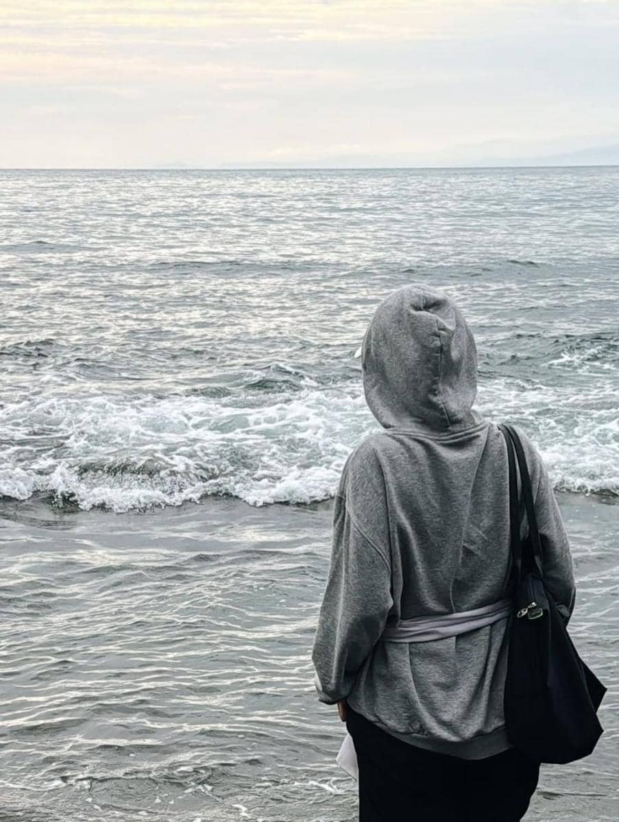 Gita Savitri dan Paul Partohap liburan di Lombok.