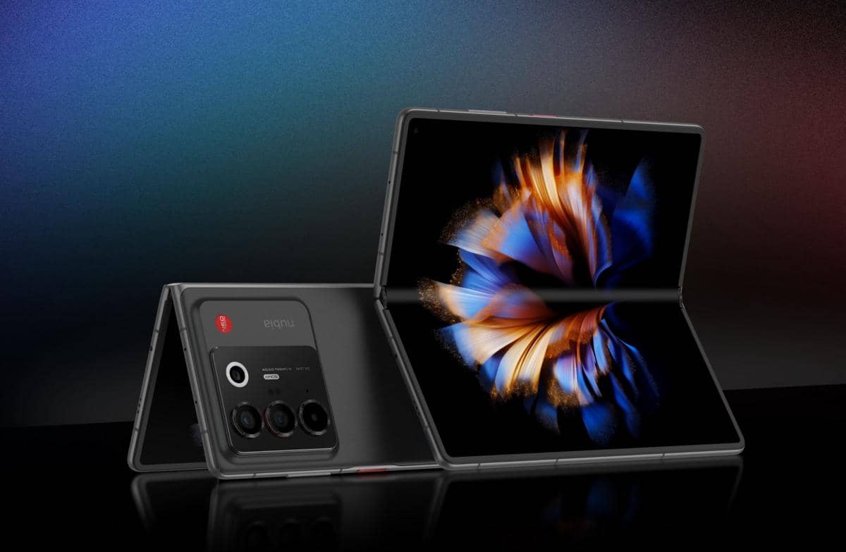 ZTE nubia Fold