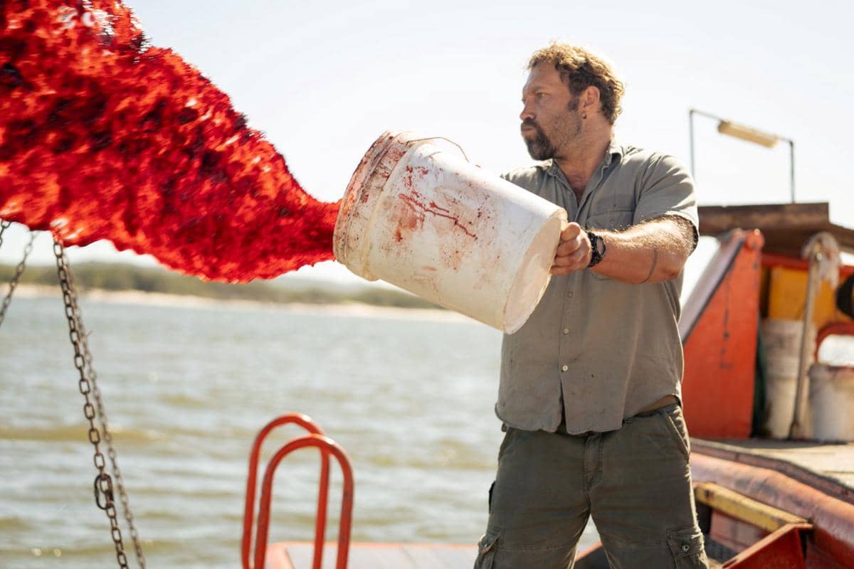 adegan dalam film Dangerous Animals