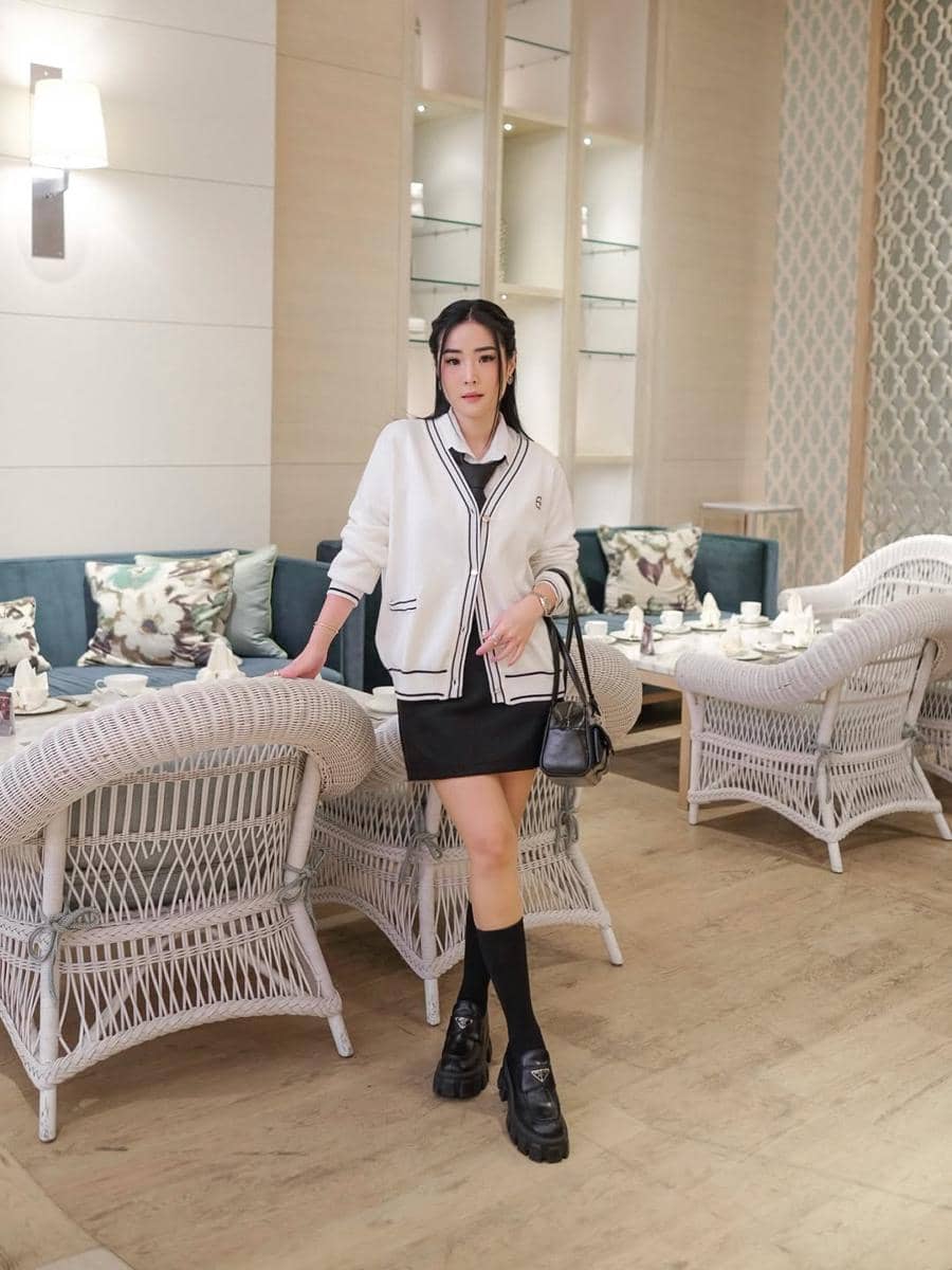 OOTD Mini Skirt ala Aita Christina