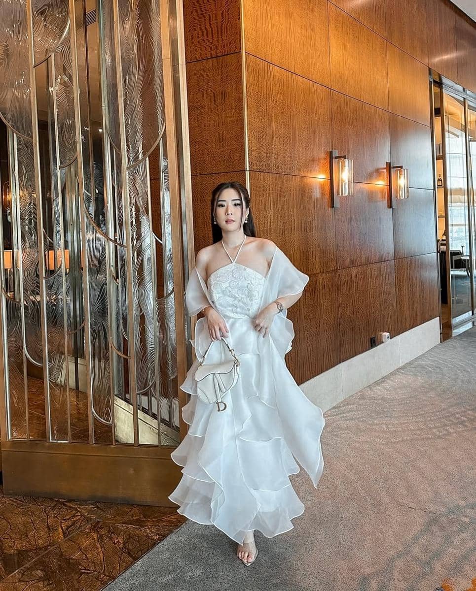 OOTD Nuansa Putih ala Aita Christina