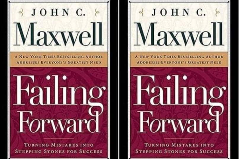 Failing Forward: Turning Mistakes Into Stepping Stones for Success oleh John C. Maxwell