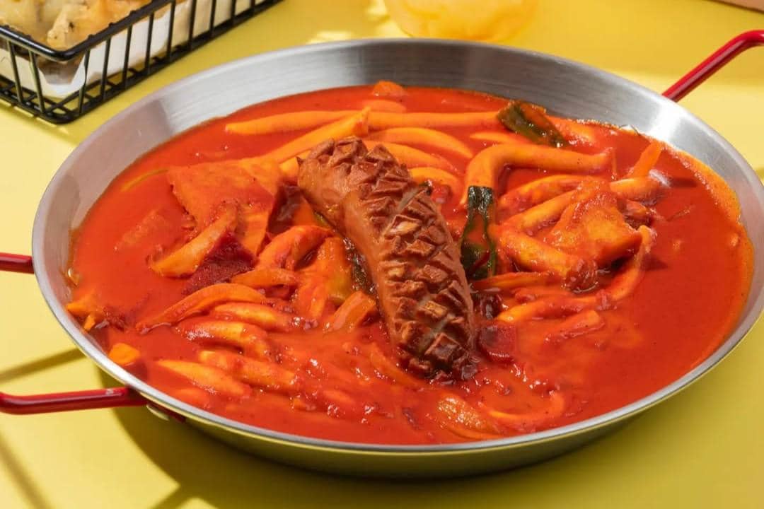 rose tteokbokki dari Essel