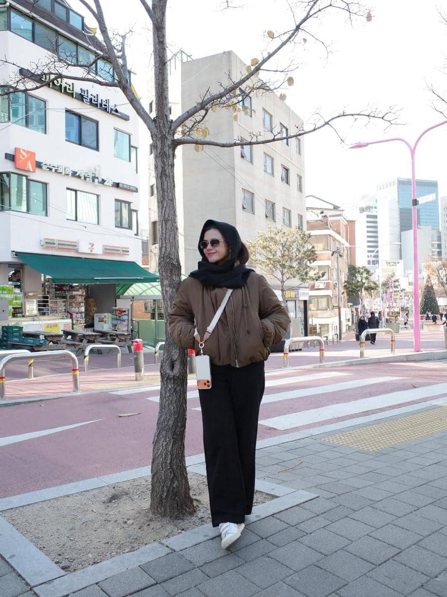 Audi Marissa liburan di Korea Selatan saat musim dingin. 