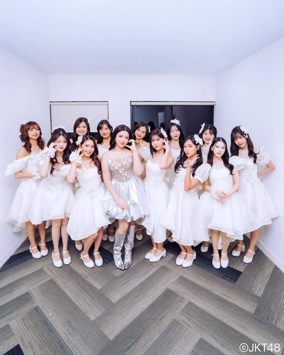 Member JKT48 dan Tiara Andini