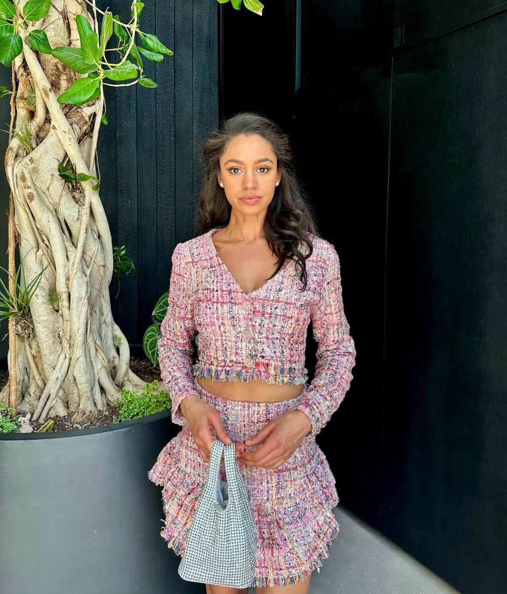 potret Chloe Elyse, Miss Cosmo Jerman 2025