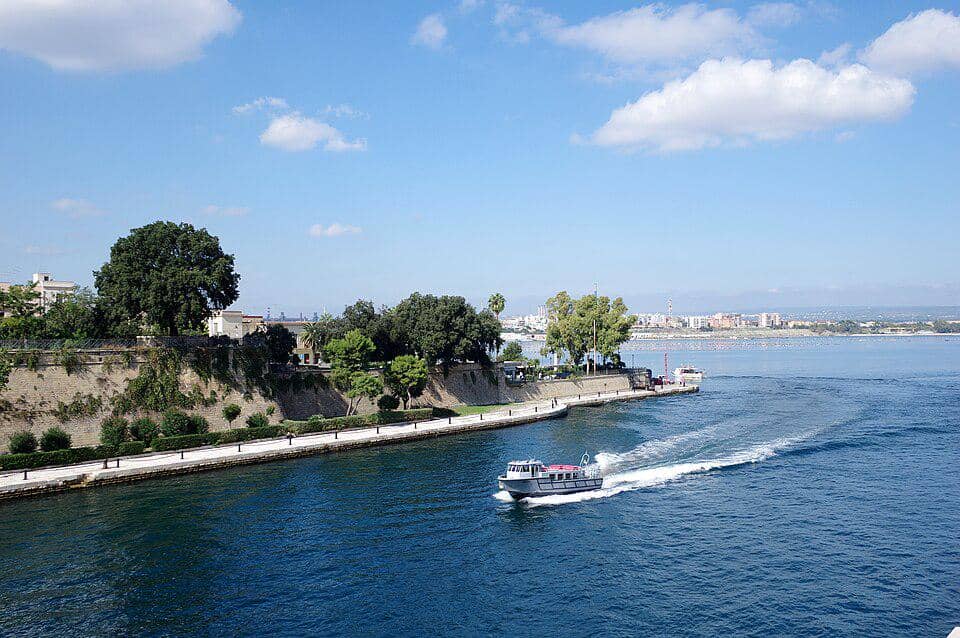 Kota Taranto di Italia