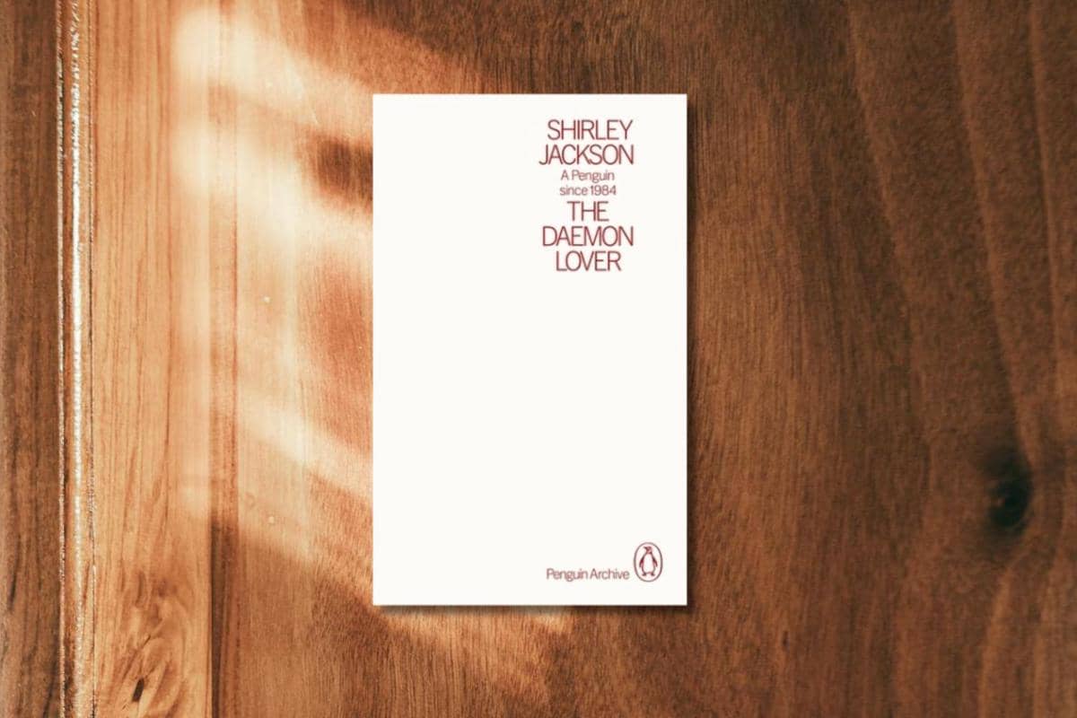 The Daemon Lover karya Shirley Jackson.