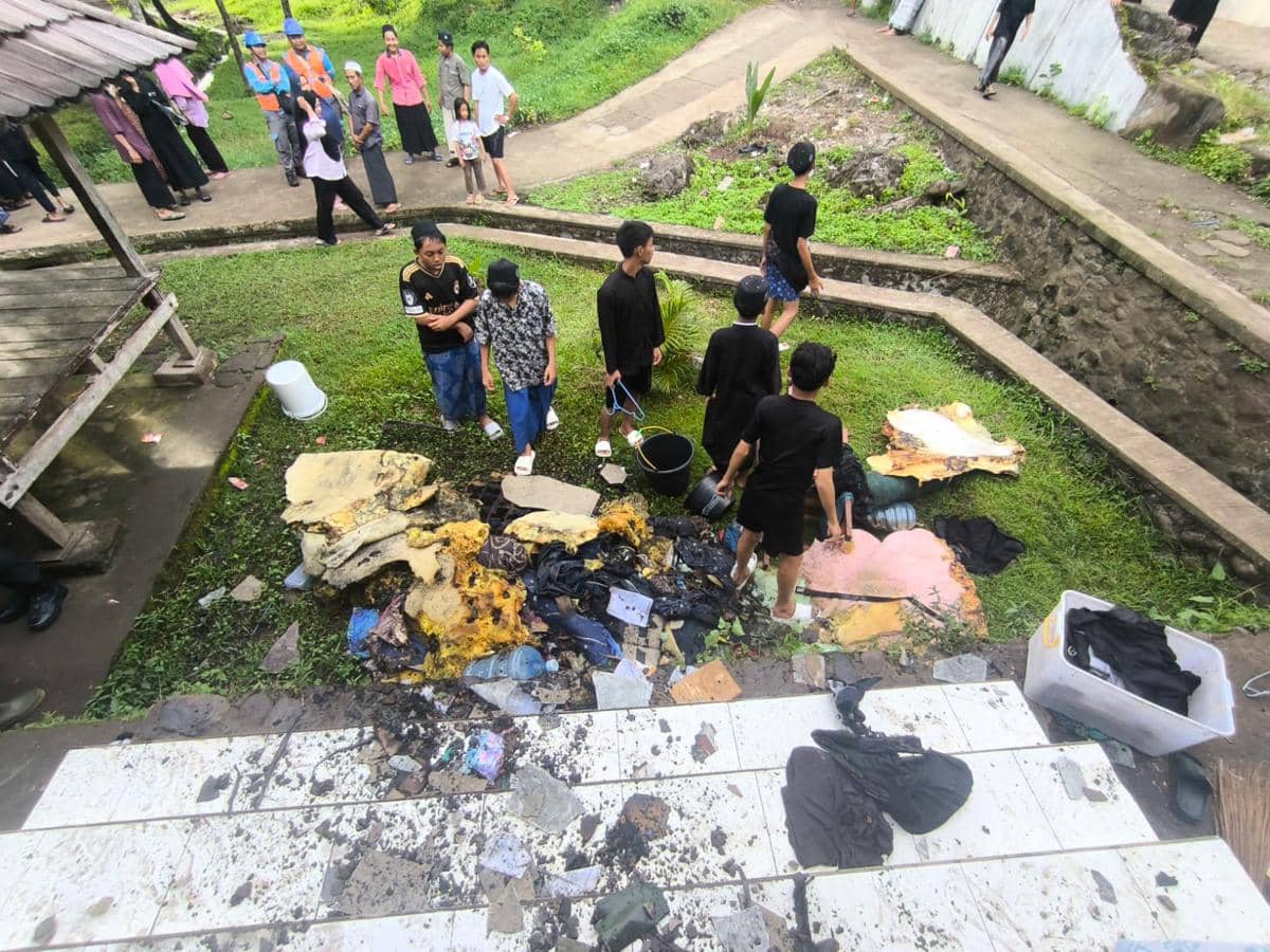 Asrama MTs 2 Jembrana Terbakar