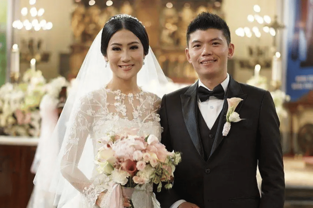 Bianca Beatrice menikah di Gereja Katedral Jakarta