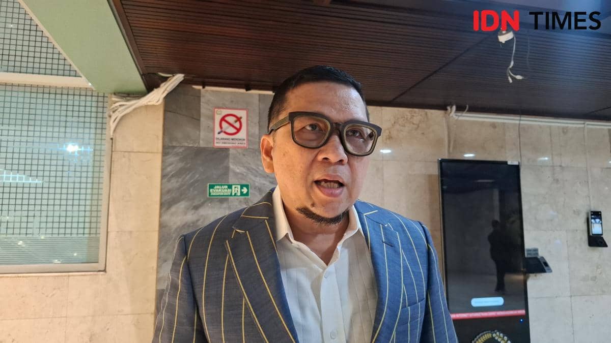 Waketum Partai Golkar Ahmad Doli Kurnia di Komplek Parlemen, Jakarta.  (IDN Times/Amir Faisol)