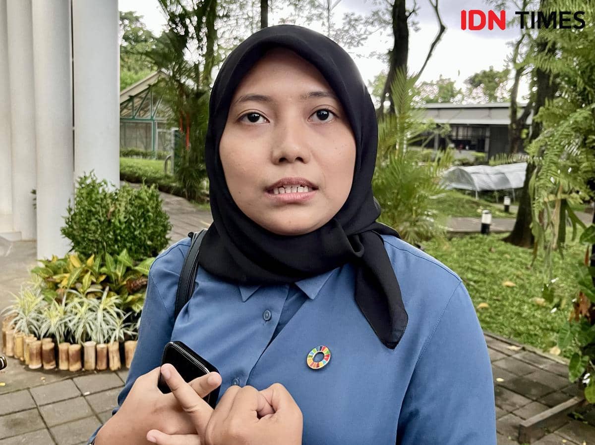 Peneliti Lingkungan Universitas Diponegoro (Undip) Semarang, Annisa Sila Puspita saat peluncuran Forum Energi Daerah (FED) di Kudus, Kamis (4/12/2025). (IDN Times/Dhana Kencana)