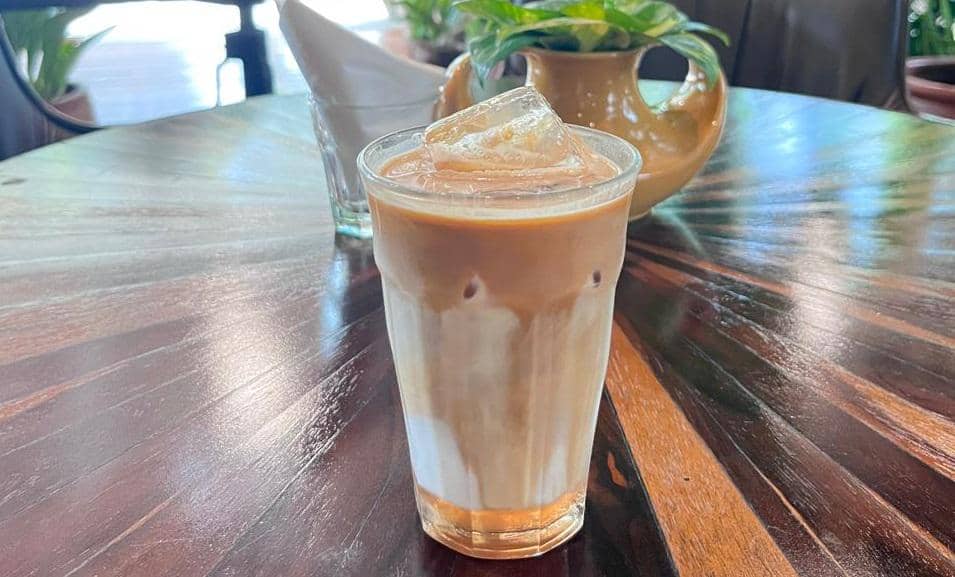 [QUIZ] Pilih Minuman Favoritmu, Kami Tahu Tipe Kamu saat Stres