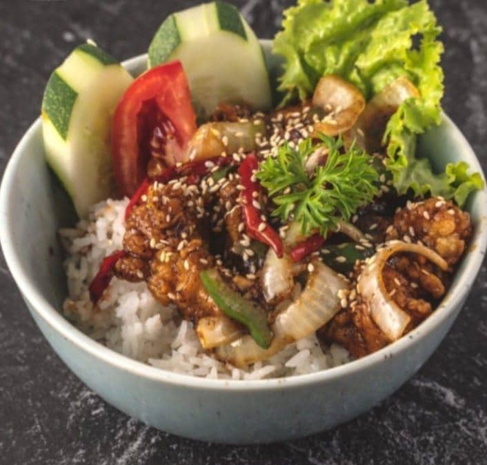 WhatsApp Image 2025-12-04 at 15.07.42_240f9e47.jpg