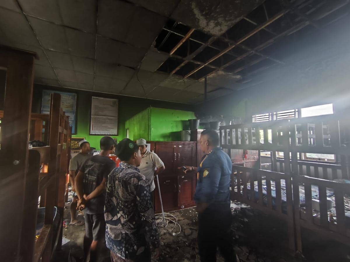 Asrama MTs 2 Jembrana Terbakar