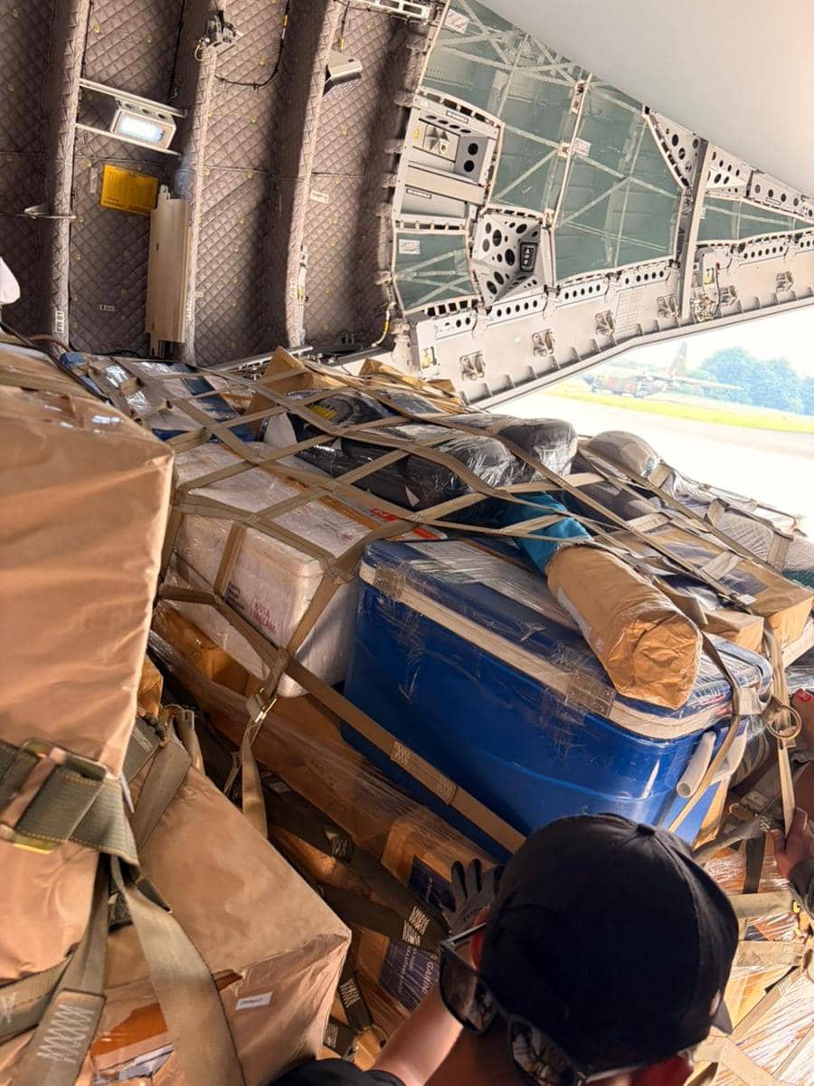 Pengiriman 485 kantong darah ke wilayah terdampak bencana di Aceh. (Dok. PMI)