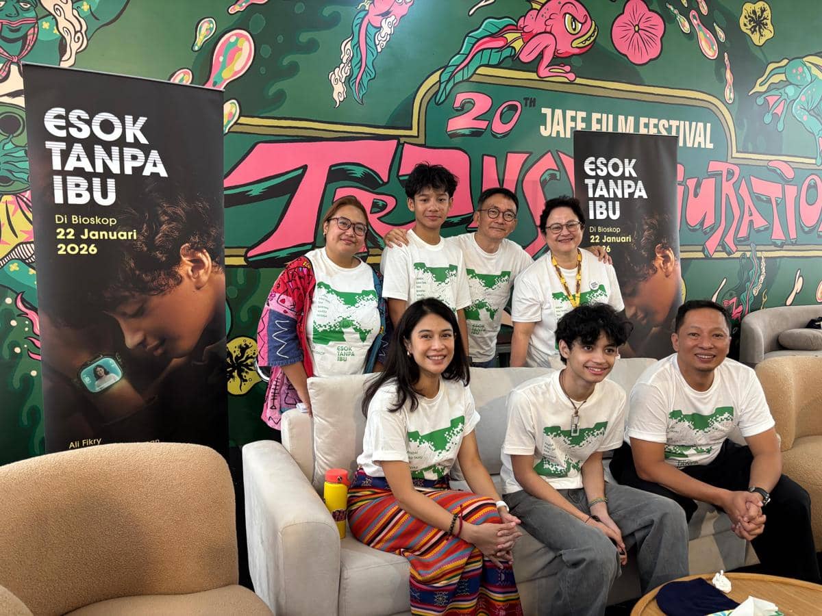 Jumpa pers Esok Tanpa Ibu dalam agenda JAFF, di XXI Empire Yogyakarta, Kamis (4/12/2025). (IDN Times/Herlambang Jati Kusumo)