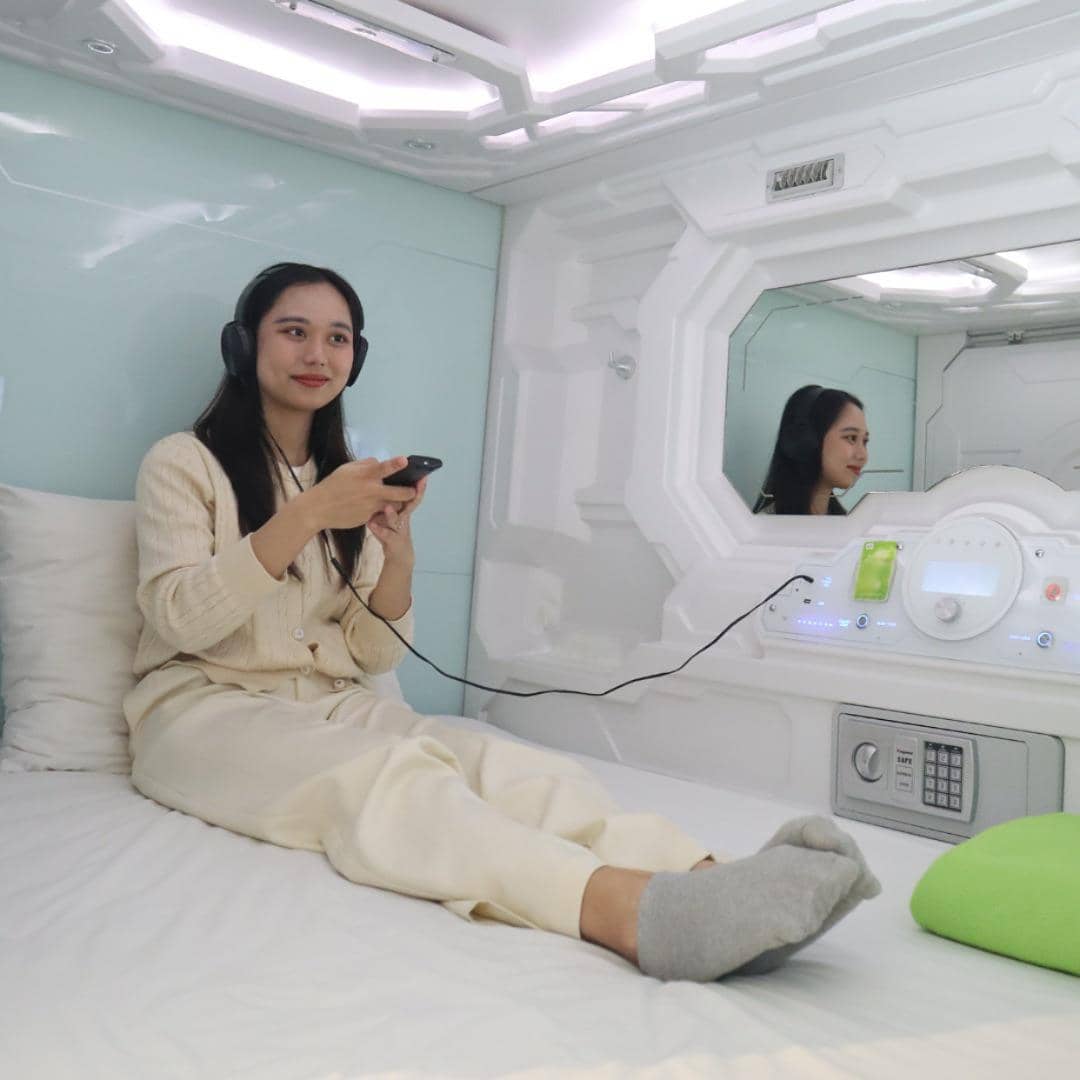 Whiz Capsule Thamrin Jakarta