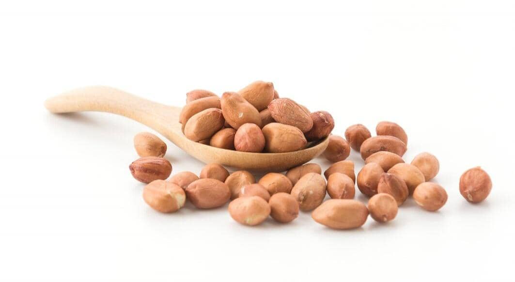 kacang tanah (freepik.com/topntp26)