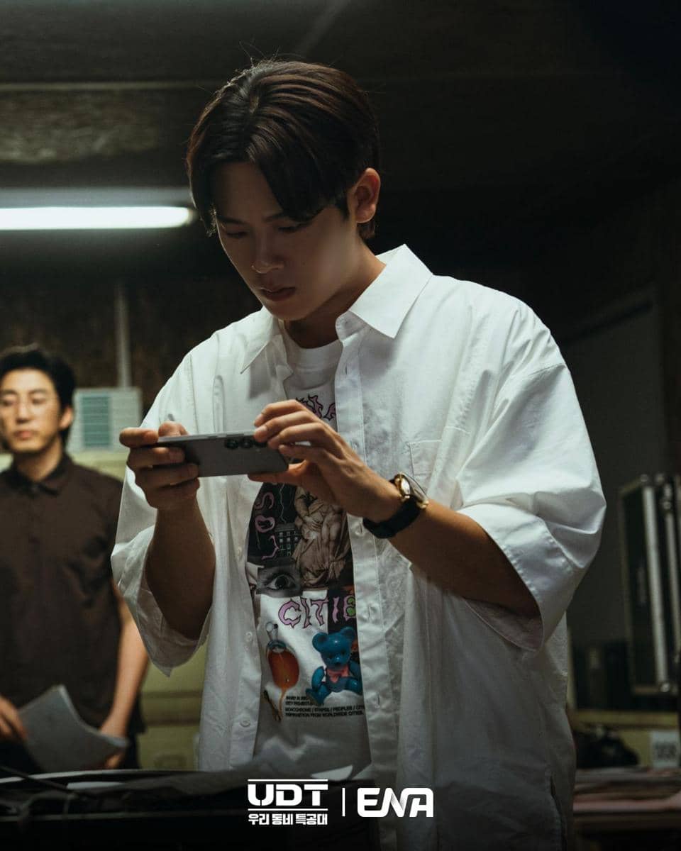 cuplikan drama Korea Heroes Next Door