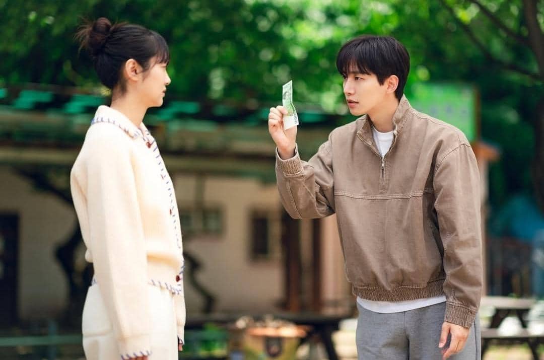 Kim Hye Jun dan Lee Jun Ho di drama Cashero