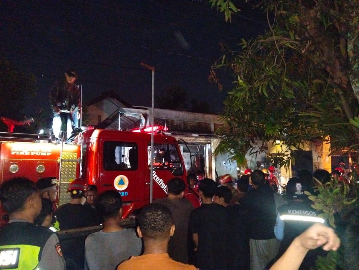 Warung kelontong 'Madura' di Banguntapan Bantul terbakar. (Dok. Polres Bantul)