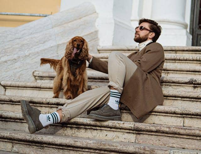 ilustrasi kaus kaki berkualitas untuk pria 