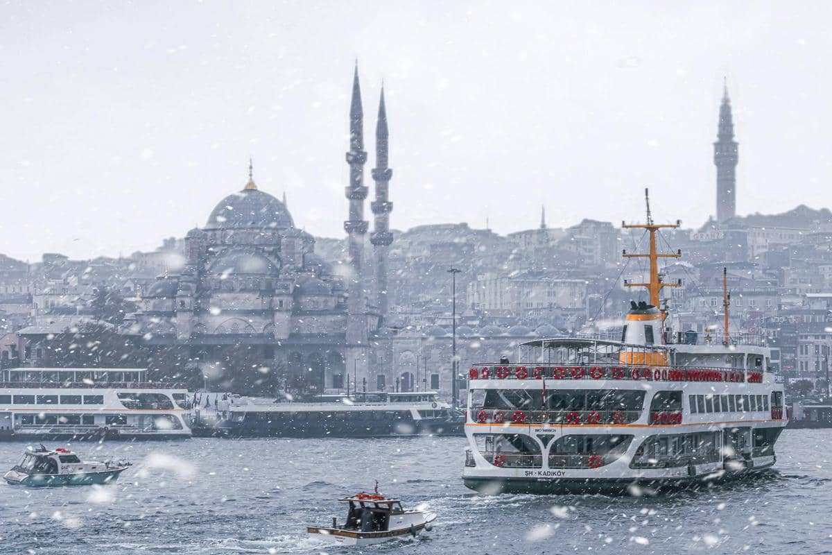 ilustrasi musim dingin di Istanbul, Turki 
