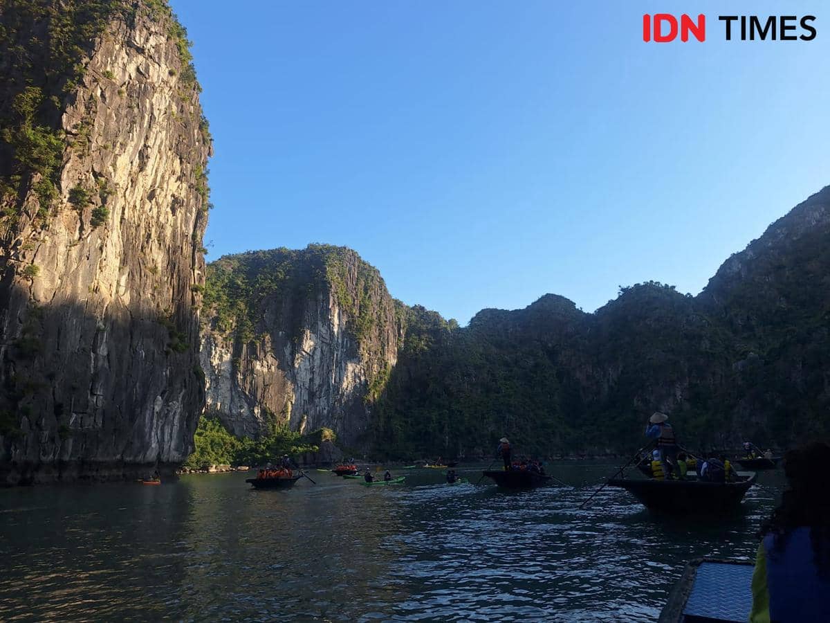 Suasana 72 jam penuh rasa di Hanoi, dari Train Street, kuliner pho, sampai magisnya Ha Long Bay