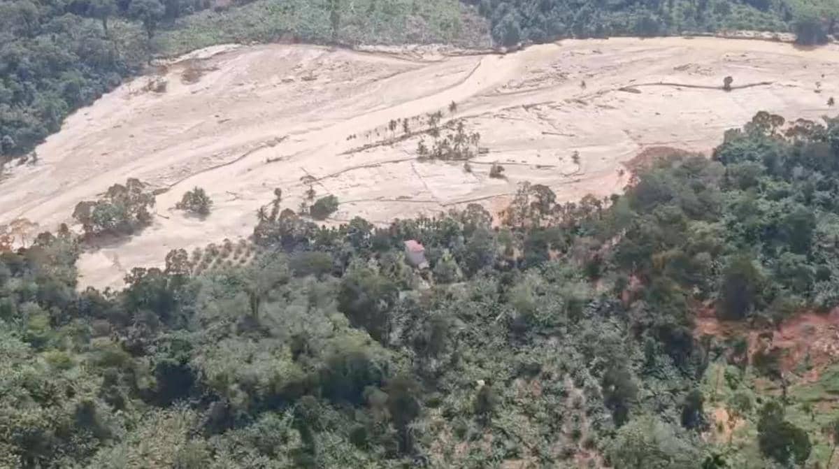 Menteri Lingkungan Hidup Hanif Faisol Nurofiq, meninjau langsung wilayah terdampak banjir dan longsor di Sumatera Utara 
